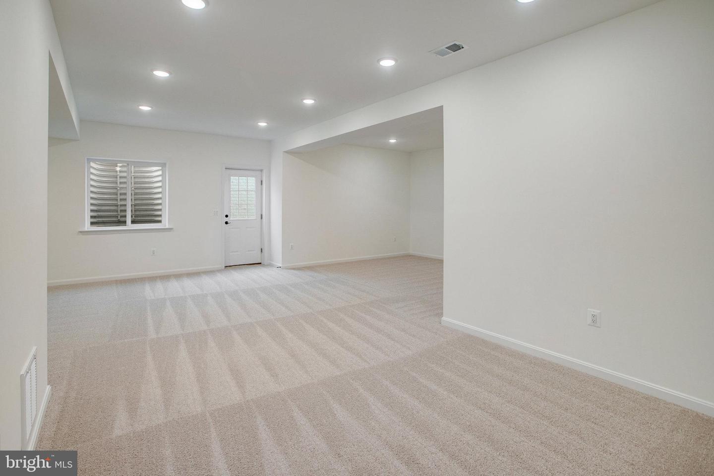 2008 DIVOT DR, CULPEPER, Virginia 22701, 4 Bedrooms Bedrooms, ,2 BathroomsBathrooms,Residential,For sale,2008 DIVOT DR,VACU2011646 MLS # VACU2011646