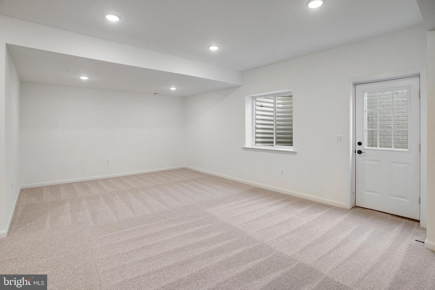 2008 DIVOT DR, CULPEPER, Virginia 22701, 4 Bedrooms Bedrooms, ,2 BathroomsBathrooms,Residential,For sale,2008 DIVOT DR,VACU2011646 MLS # VACU2011646