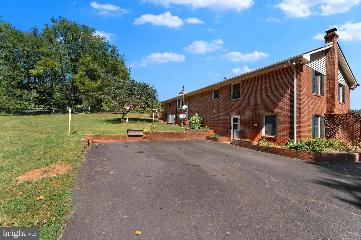 194 RED HILL RD, ORANGE, Virginia 22960, 3 Bedrooms Bedrooms, ,3 BathroomsBathrooms,Residential,For sale,194 RED HILL RD,VAOR2010620 MLS # VAOR2010620