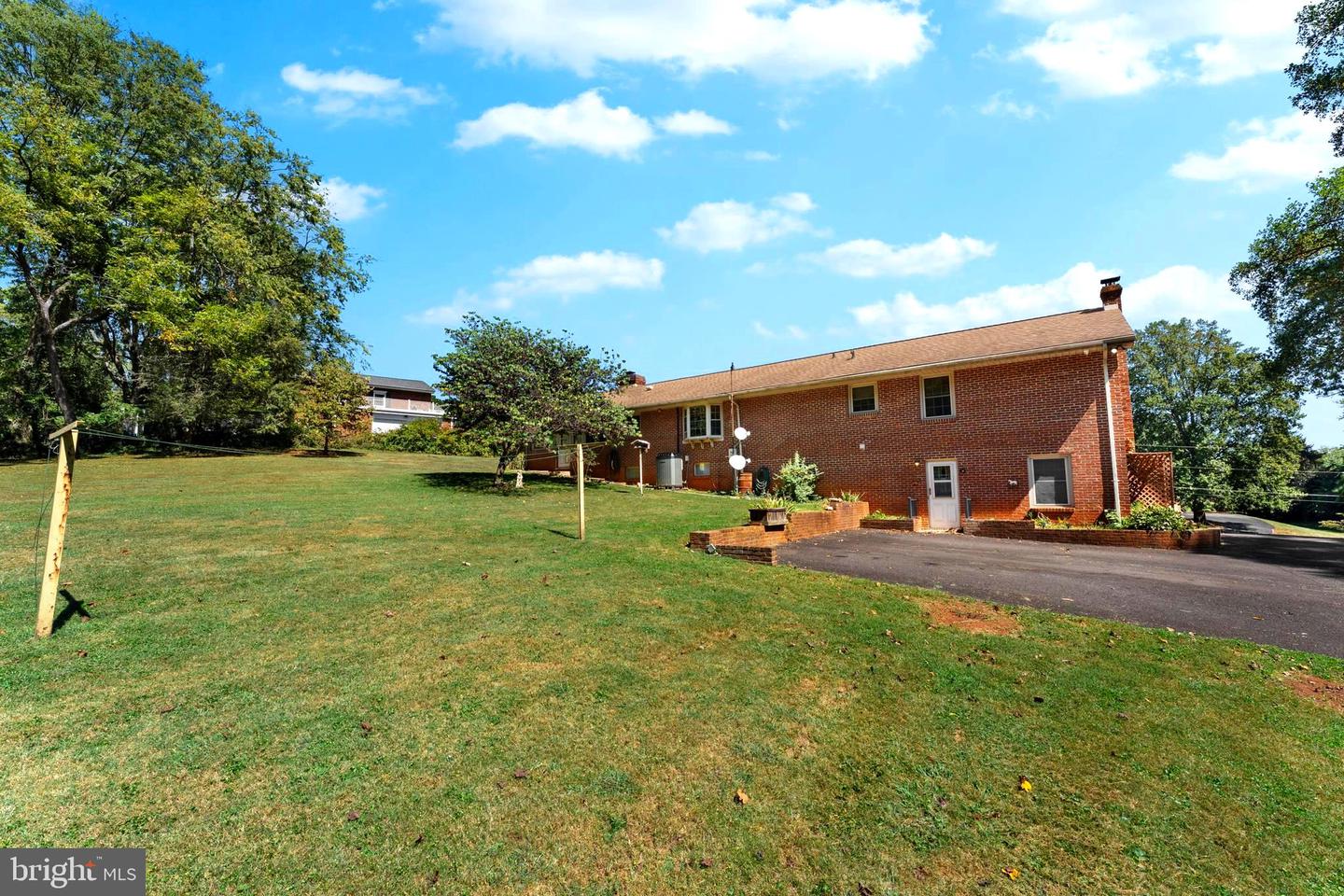 194 RED HILL RD, ORANGE, Virginia 22960, 3 Bedrooms Bedrooms, ,3 BathroomsBathrooms,Residential,For sale,194 RED HILL RD,VAOR2010620 MLS # VAOR2010620