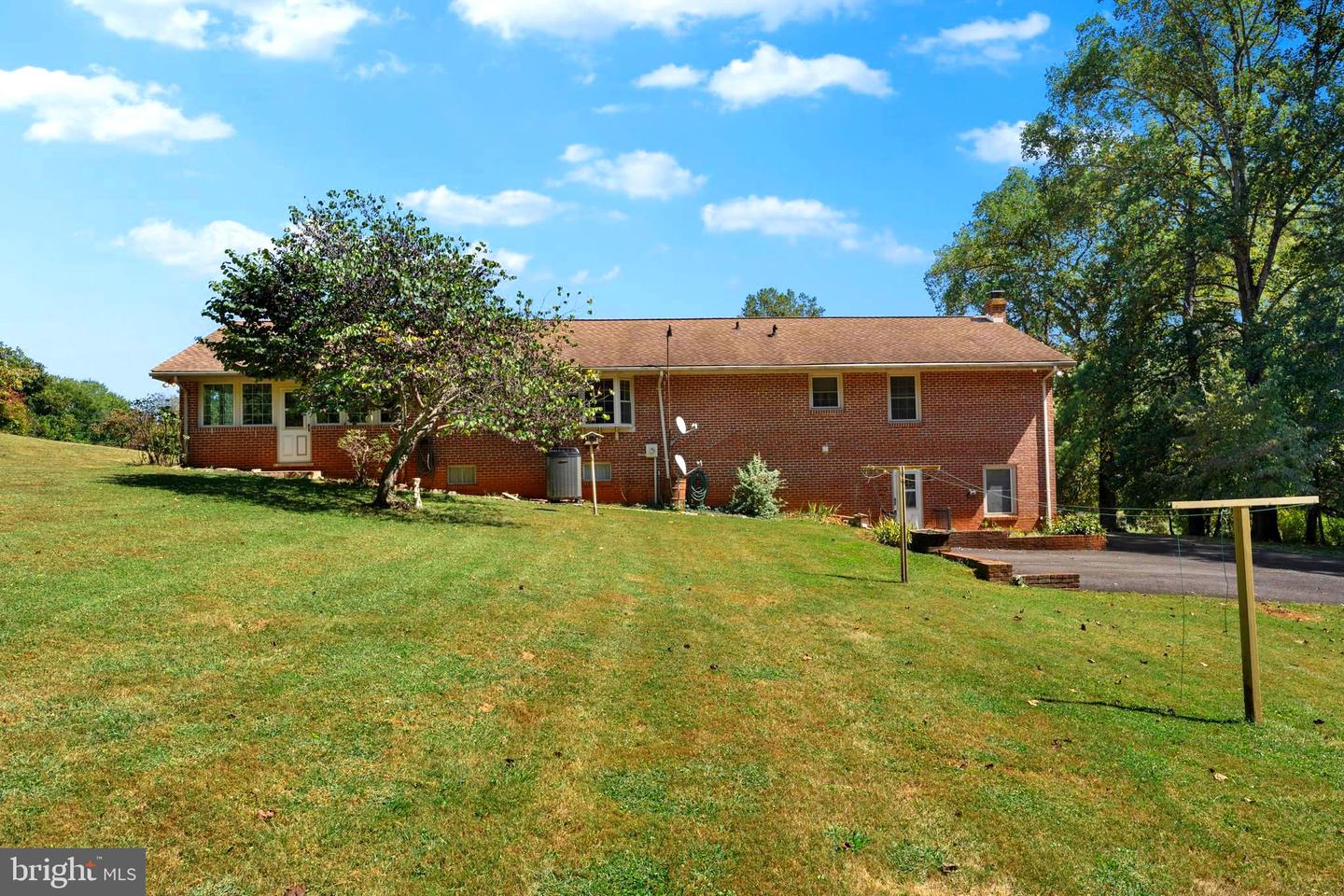 194 RED HILL RD, ORANGE, Virginia 22960, 3 Bedrooms Bedrooms, ,3 BathroomsBathrooms,Residential,For sale,194 RED HILL RD,VAOR2010620 MLS # VAOR2010620