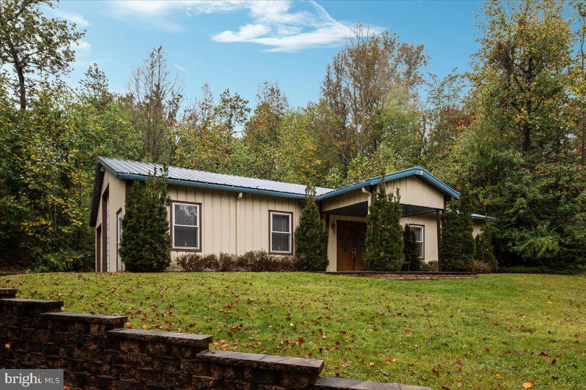 563 PARK VIEW DR, LURAY, Virginia 22835, 1 Bedroom Bedrooms, ,1 BathroomBathrooms,Residential,For sale,563 PARK VIEW DR,VAPA2005326 MLS # VAPA2005326
