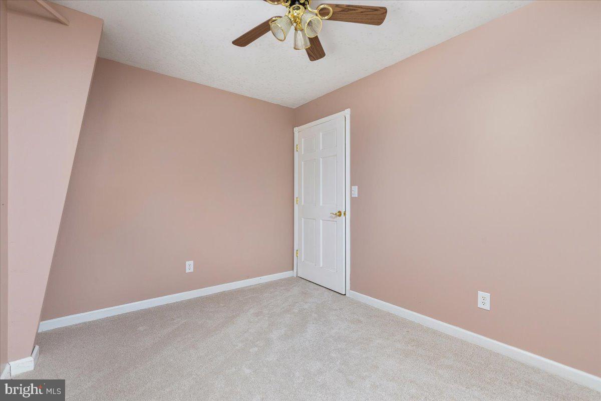 563 PARK VIEW DR, LURAY, Virginia 22835, 1 Bedroom Bedrooms, ,1 BathroomBathrooms,Residential,For sale,563 PARK VIEW DR,VAPA2005326 MLS # VAPA2005326