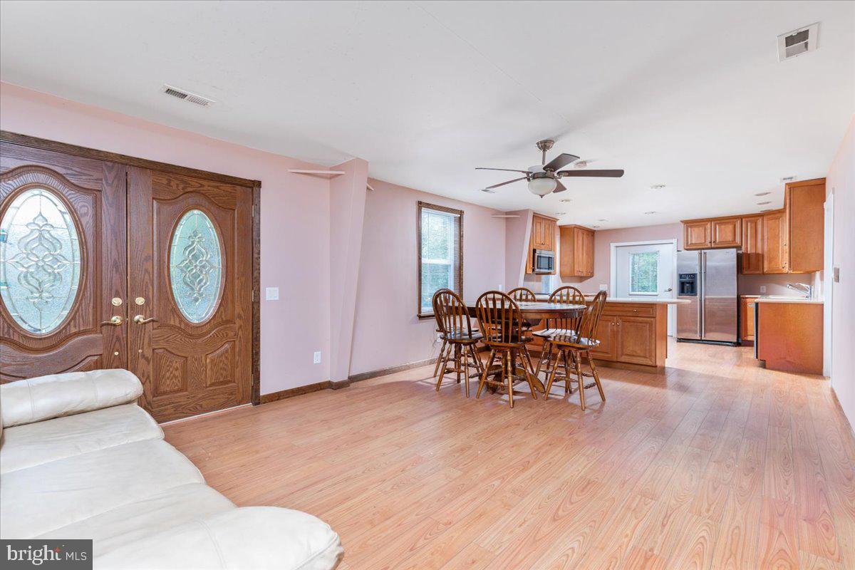 563 PARK VIEW DR, LURAY, Virginia 22835, 1 Bedroom Bedrooms, ,1 BathroomBathrooms,Residential,For sale,563 PARK VIEW DR,VAPA2005326 MLS # VAPA2005326
