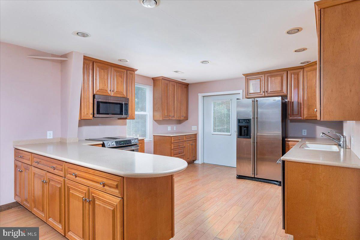 563 PARK VIEW DR, LURAY, Virginia 22835, 1 Bedroom Bedrooms, ,1 BathroomBathrooms,Residential,For sale,563 PARK VIEW DR,VAPA2005326 MLS # VAPA2005326
