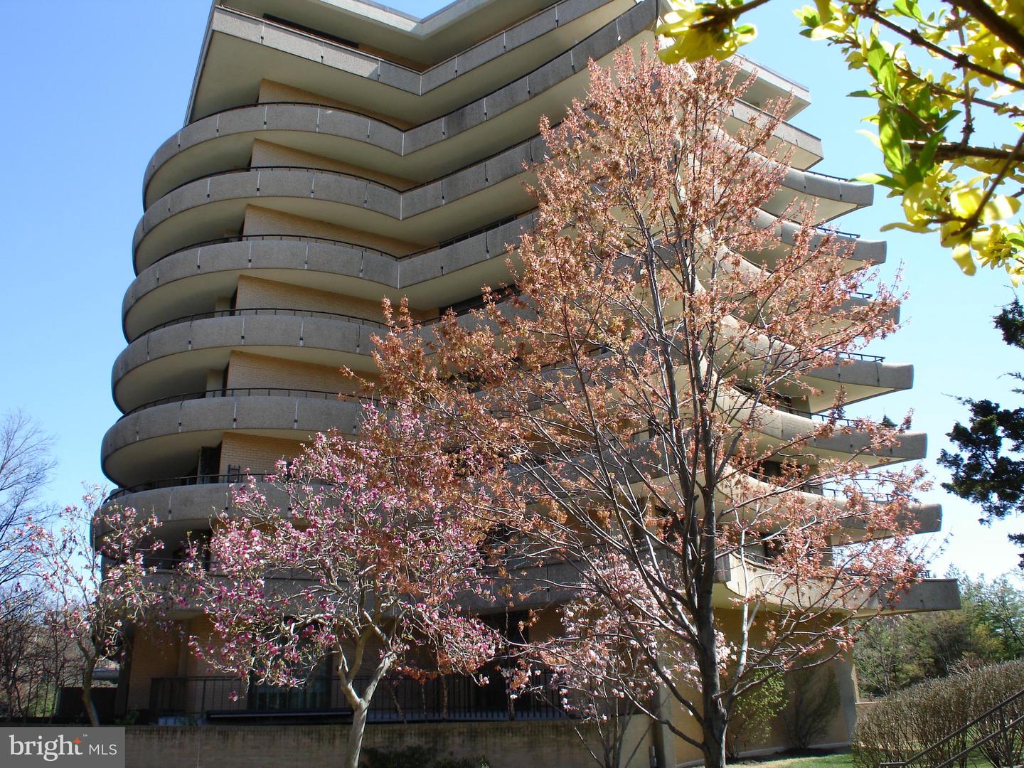 4200 NW MASSACHUSETTS AVE NW #613, WASHINGTON, District Of Columbia 20016, 2 Bedrooms Bedrooms, ,2 BathroomsBathrooms,Residential,For sale,4200 NW MASSACHUSETTS AVE NW #613,DCDC2221354 MLS # DCDC2221354