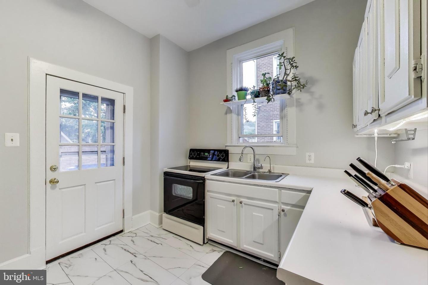 1302 FLORAL ST NW, WASHINGTON, District Of Columbia 20012, 5 Bedrooms Bedrooms, 11 Rooms Rooms,2 BathroomsBathrooms,Residential,For sale,1302 FLORAL ST NW,DCDC2222746 MLS # DCDC2222746