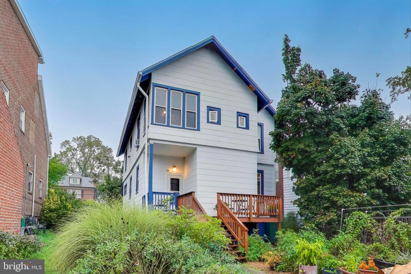 1302 FLORAL ST NW, WASHINGTON, District Of Columbia 20012, 5 Bedrooms Bedrooms, 11 Rooms Rooms,2 BathroomsBathrooms,Residential,For sale,1302 FLORAL ST NW,DCDC2222746 MLS # DCDC2222746
