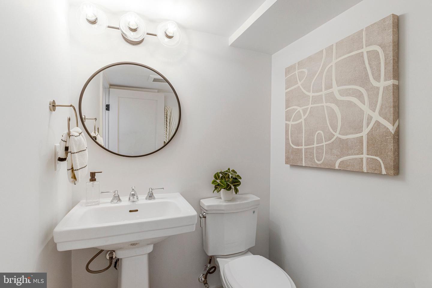 2921 LEGATION ST NW, WASHINGTON, District Of Columbia 20015, 6 Bedrooms Bedrooms, 13 Rooms Rooms,4 BathroomsBathrooms,Residential,For sale,2921 LEGATION ST NW,DCDC2222754 MLS # DCDC2222754 2921 LEGATION ST NW, WASHINGTON, District Of Columbia 20015, 6 Bedrooms Bedrooms, 13 Rooms Rooms,4 BathroomsBathrooms,Residential,For sale,2921 LEGATION ST NW,DCDC2222754 MLS # DCDC2222754