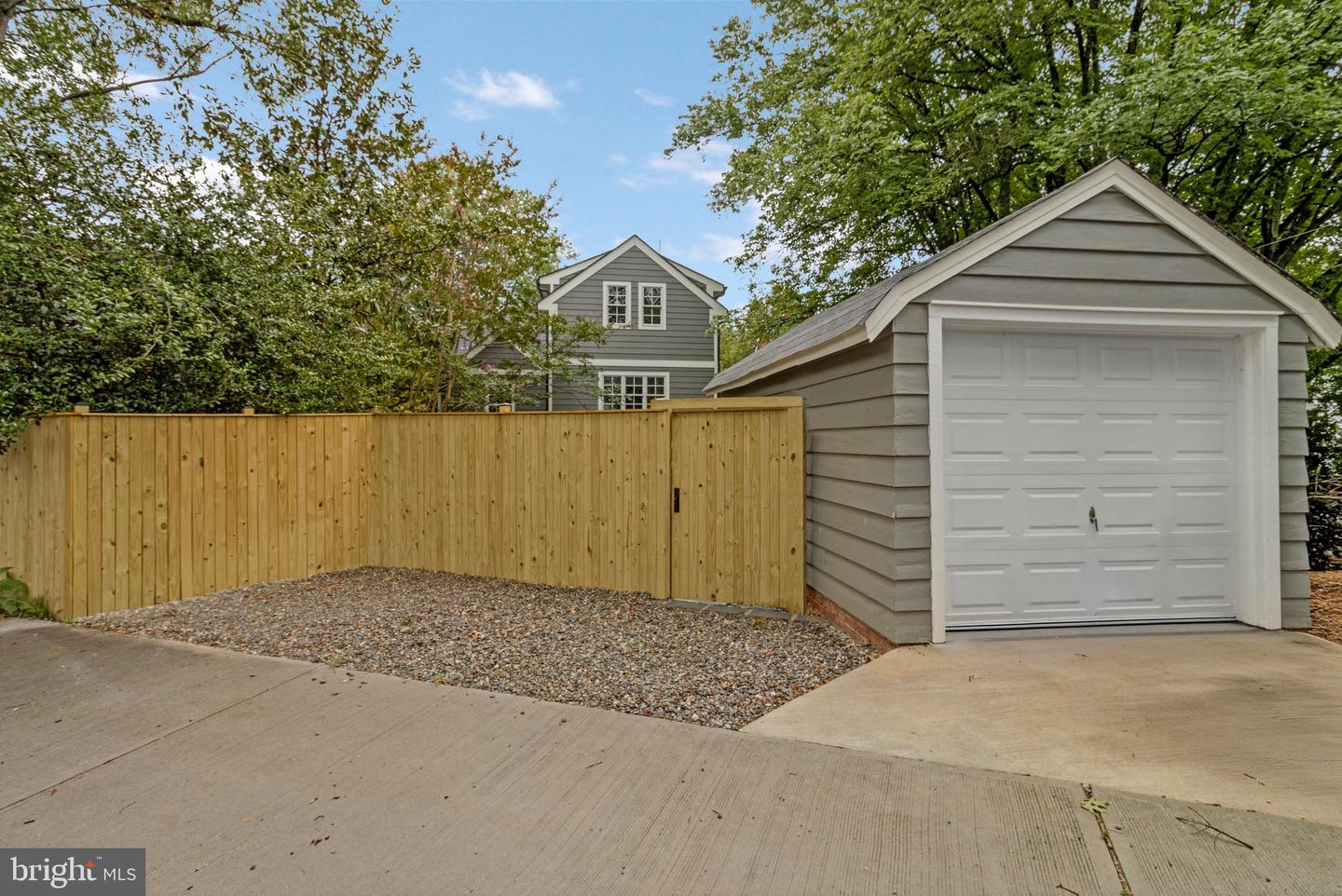 2921 LEGATION ST NW, WASHINGTON, District Of Columbia 20015, 6 Bedrooms Bedrooms, 13 Rooms Rooms,4 BathroomsBathrooms,Residential,For sale,2921 LEGATION ST NW,DCDC2222754 MLS # DCDC2222754 2921 LEGATION ST NW, WASHINGTON, District Of Columbia 20015, 6 Bedrooms Bedrooms, 13 Rooms Rooms,4 BathroomsBathrooms,Residential,For sale,2921 LEGATION ST NW,DCDC2222754 MLS # DCDC2222754