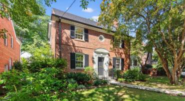 2921 LEGATION ST NW, WASHINGTON, District Of Columbia 20015, 6 Bedrooms Bedrooms, 13 Rooms Rooms,4 BathroomsBathrooms,Residential,For sale,2921 LEGATION ST NW,DCDC2222754 MLS # DCDC2222754