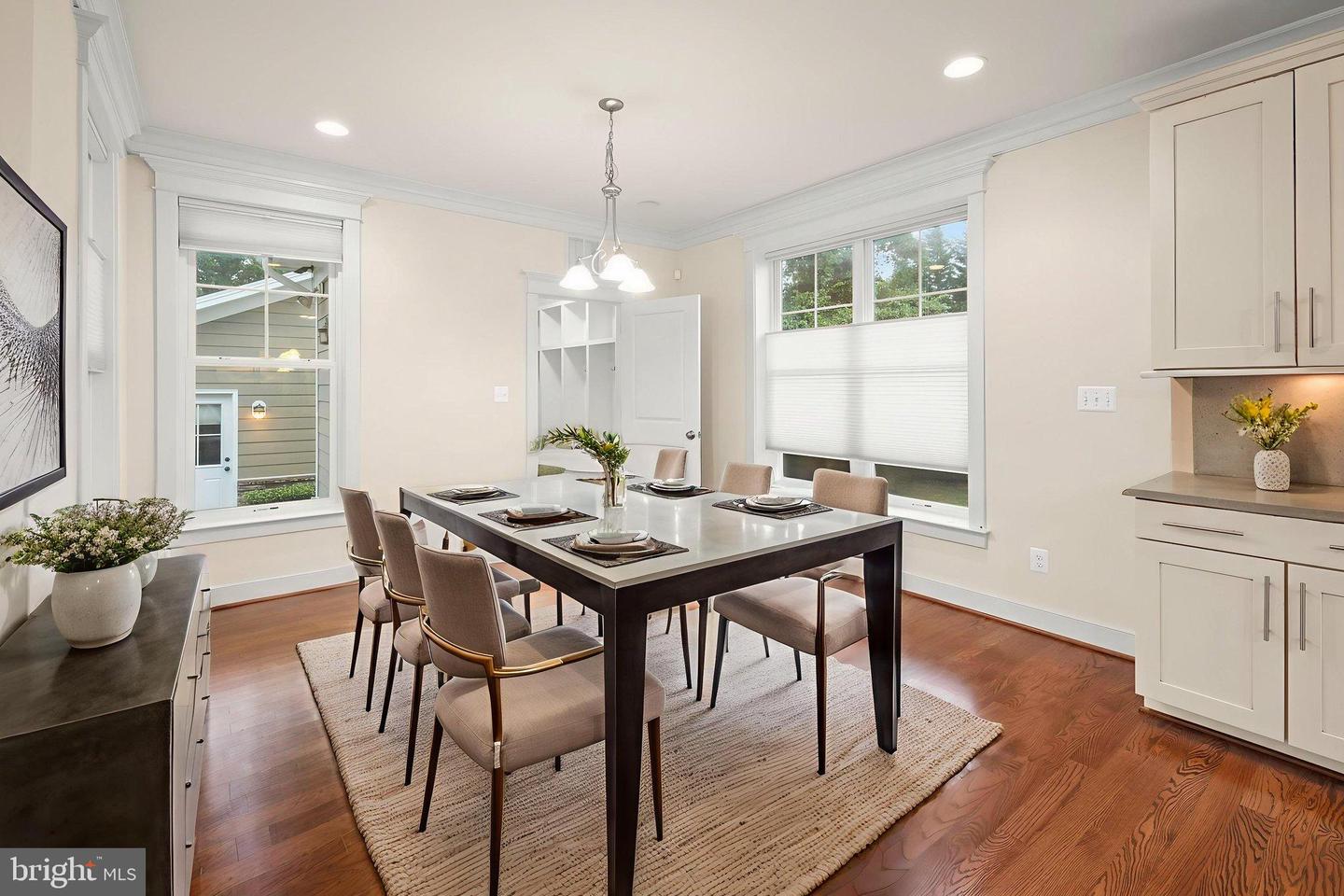 217 PLEASANT ST SW, VIENNA, Virginia 22180, 5 Bedrooms Bedrooms, 18 Rooms Rooms,4 BathroomsBathrooms,Residential,For sale,217 PLEASANT ST SW,VAFX2267738 MLS # VAFX2267738