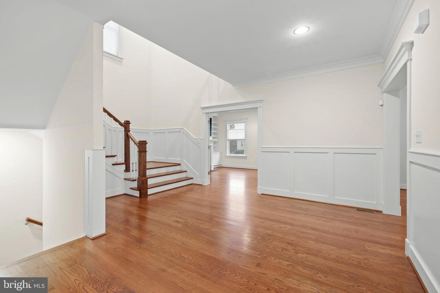 217 PLEASANT ST SW, VIENNA, Virginia 22180, 5 Bedrooms Bedrooms, 18 Rooms Rooms,4 BathroomsBathrooms,Residential,For sale,217 PLEASANT ST SW,VAFX2267738 MLS # VAFX2267738