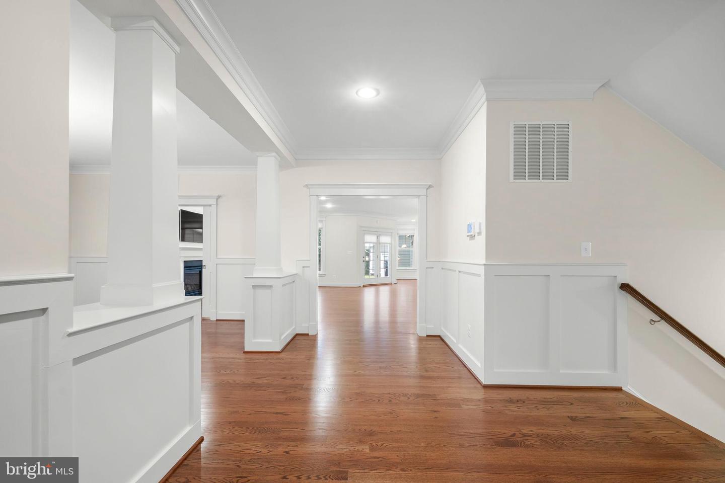 217 PLEASANT ST SW, VIENNA, Virginia 22180, 5 Bedrooms Bedrooms, 18 Rooms Rooms,4 BathroomsBathrooms,Residential,For sale,217 PLEASANT ST SW,VAFX2267738 MLS # VAFX2267738