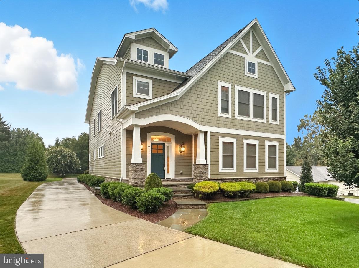 217 PLEASANT ST SW, VIENNA, Virginia 22180, 5 Bedrooms Bedrooms, 18 Rooms Rooms,4 BathroomsBathrooms,Residential,For sale,217 PLEASANT ST SW,VAFX2267738 MLS # VAFX2267738