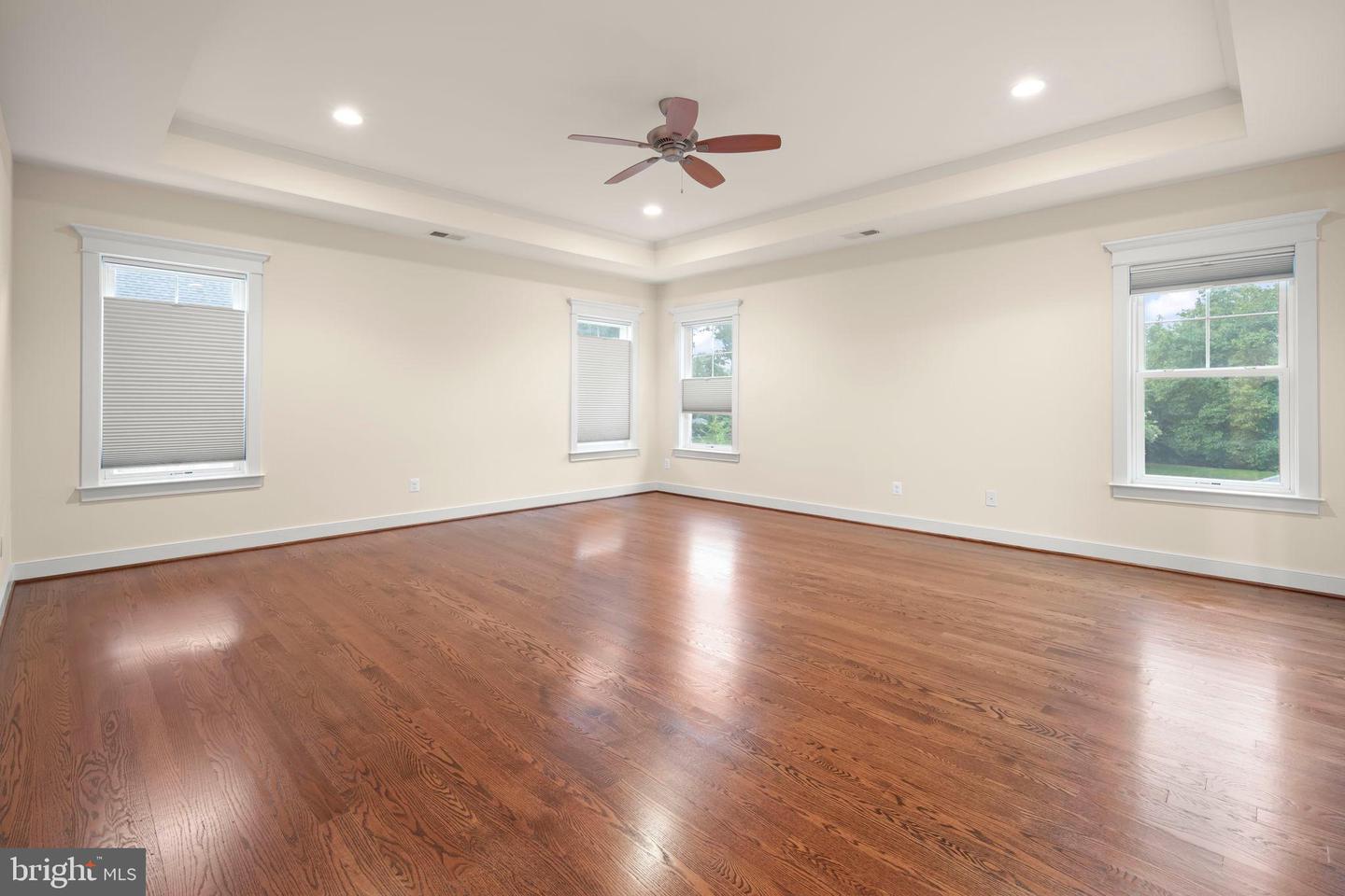 217 PLEASANT ST SW, VIENNA, Virginia 22180, 5 Bedrooms Bedrooms, 18 Rooms Rooms,4 BathroomsBathrooms,Residential,For sale,217 PLEASANT ST SW,VAFX2267738 MLS # VAFX2267738