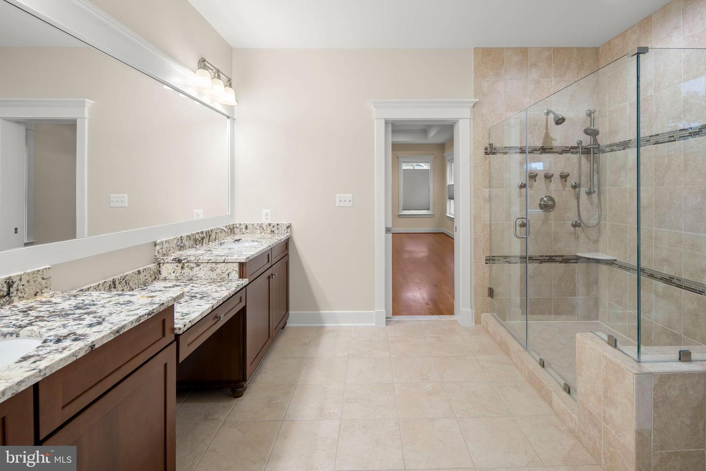 217 PLEASANT ST SW, VIENNA, Virginia 22180, 5 Bedrooms Bedrooms, 18 Rooms Rooms,4 BathroomsBathrooms,Residential,For sale,217 PLEASANT ST SW,VAFX2267738 MLS # VAFX2267738