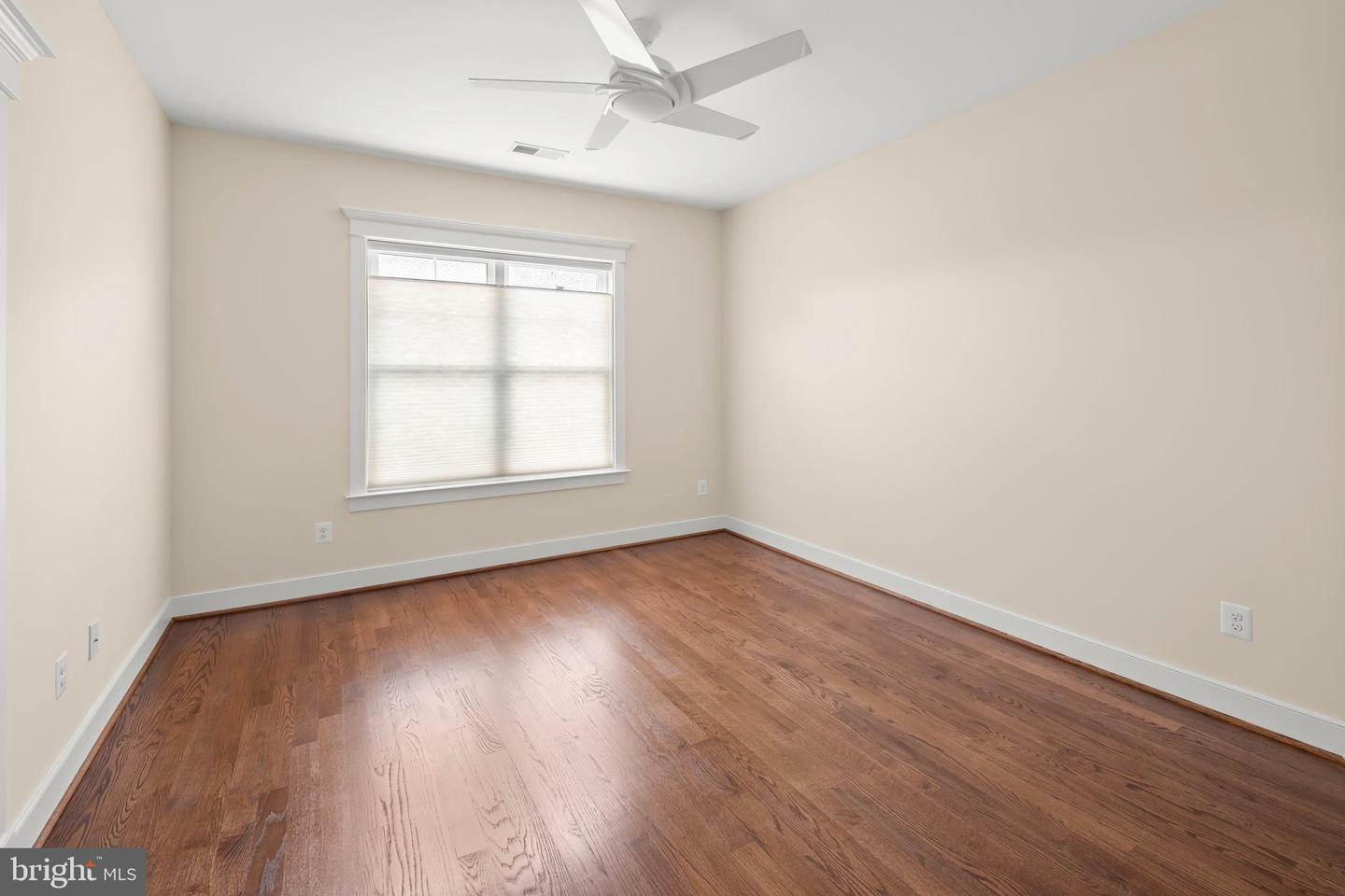 217 PLEASANT ST SW, VIENNA, Virginia 22180, 5 Bedrooms Bedrooms, 18 Rooms Rooms,4 BathroomsBathrooms,Residential,For sale,217 PLEASANT ST SW,VAFX2267738 MLS # VAFX2267738