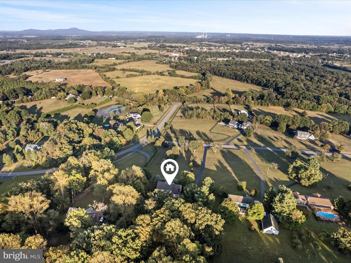 14453 WOODSTAR CT, LEESBURG, Virginia 20176, 4 Bedrooms Bedrooms, ,4 BathroomsBathrooms,Residential,For sale,14453 WOODSTAR CT,VALO2106828 MLS # VALO2106828