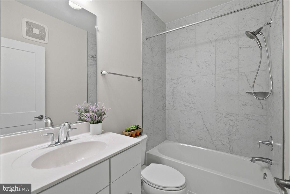 4128 LEGATO RD #53, FAIRFAX, Virginia 22033, 3 Bedrooms Bedrooms, ,2 BathroomsBathrooms,Residential,For sale,4128 LEGATO RD #53,VAFX2267312 MLS # VAFX2267312