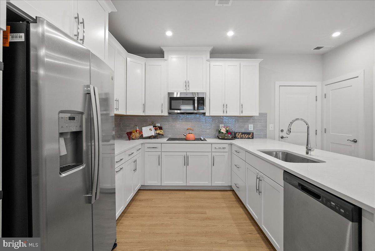 4128 LEGATO RD #53, FAIRFAX, Virginia 22033, 3 Bedrooms Bedrooms, ,2 BathroomsBathrooms,Residential,For sale,4128 LEGATO RD #53,VAFX2267312 MLS # VAFX2267312