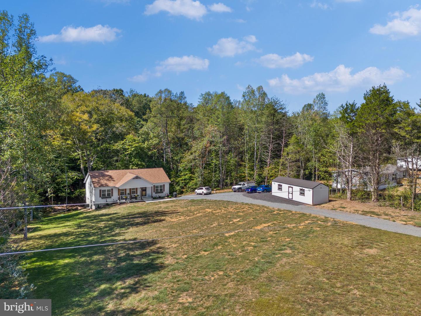 4496 ROLLING HILLS DRIVE, CULPEPER, Virginia 22701, 3 Bedrooms Bedrooms, 6 Rooms Rooms,2 BathroomsBathrooms,Residential,For sale,4496 ROLLING HILLS DRIVE,VAOR2012312 MLS # VAOR2012312