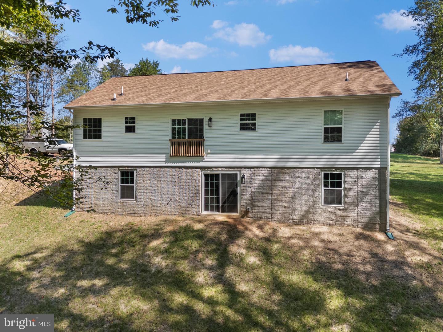 4496 ROLLING HILLS DRIVE, CULPEPER, Virginia 22701, 3 Bedrooms Bedrooms, 6 Rooms Rooms,2 BathroomsBathrooms,Residential,For sale,4496 ROLLING HILLS DRIVE,VAOR2012312 MLS # VAOR2012312