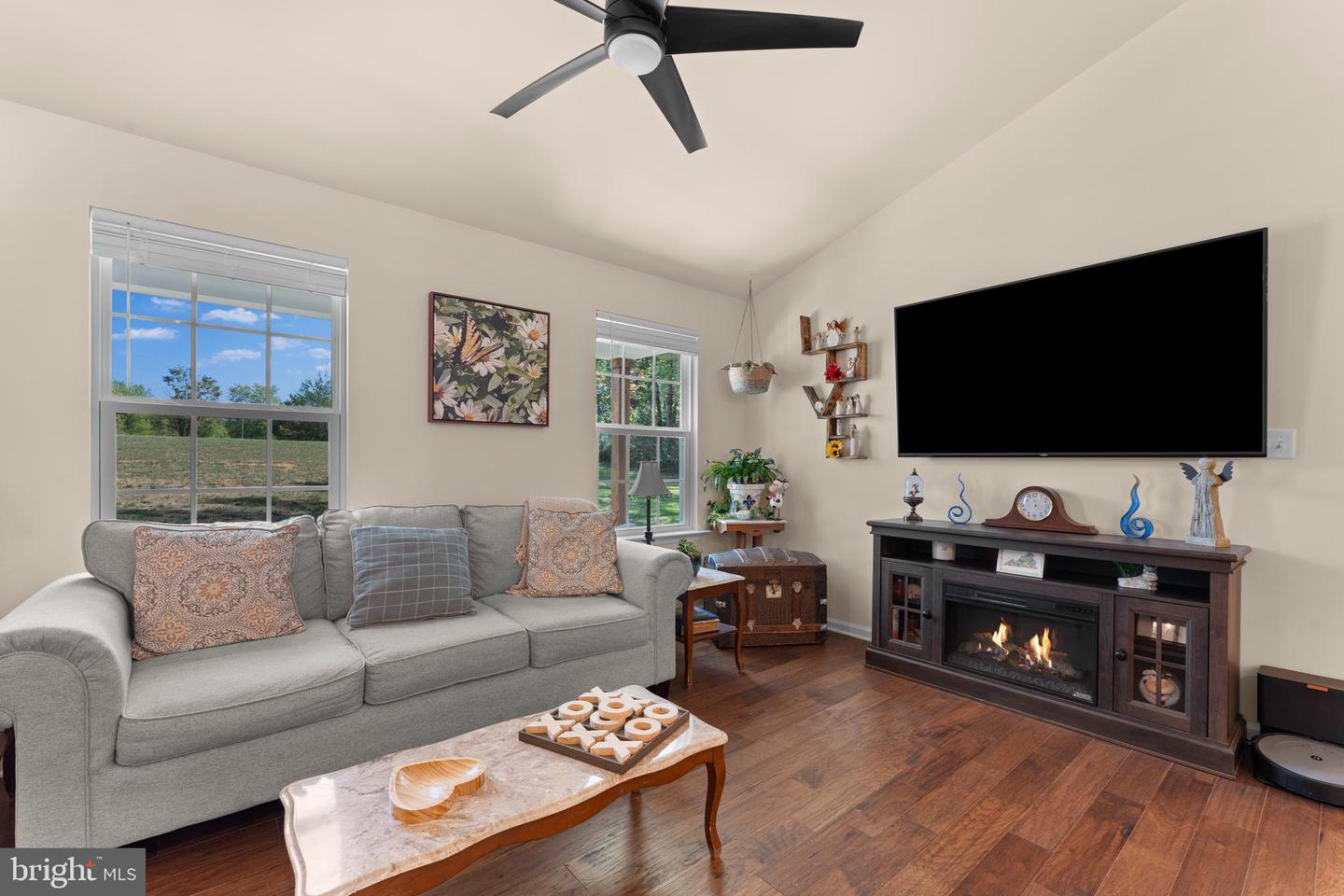 4496 ROLLING HILLS DRIVE, CULPEPER, Virginia 22701, 3 Bedrooms Bedrooms, 6 Rooms Rooms,2 BathroomsBathrooms,Residential,For sale,4496 ROLLING HILLS DRIVE,VAOR2012312 MLS # VAOR2012312