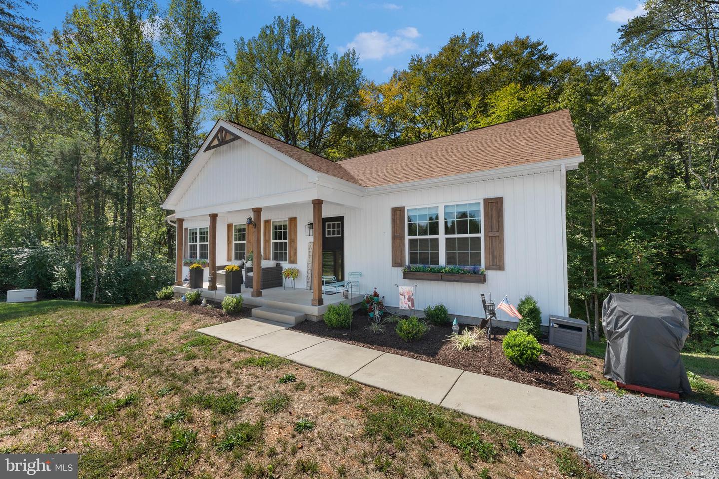 4496 ROLLING HILLS DRIVE, CULPEPER, Virginia 22701, 3 Bedrooms Bedrooms, 6 Rooms Rooms,2 BathroomsBathrooms,Residential,For sale,4496 ROLLING HILLS DRIVE,VAOR2012312 MLS # VAOR2012312