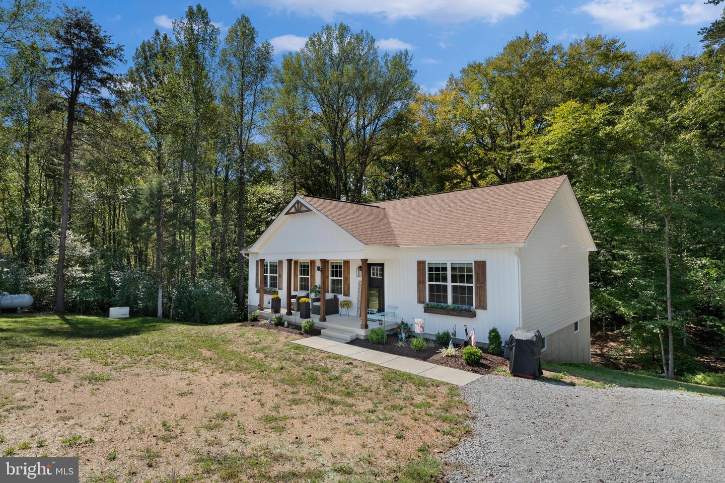 4496 ROLLING HILLS DRIVE, CULPEPER, Virginia 22701, 3 Bedrooms Bedrooms, 6 Rooms Rooms,2 BathroomsBathrooms,Residential,For sale,4496 ROLLING HILLS DRIVE,VAOR2012312 MLS # VAOR2012312