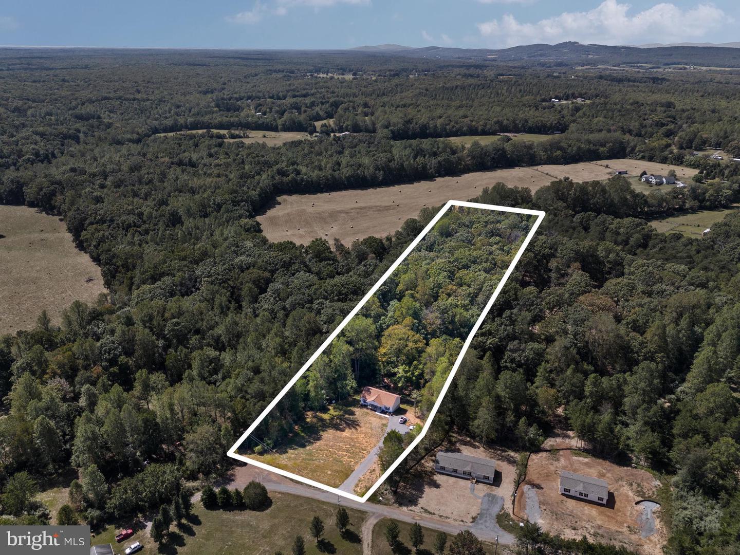 4496 ROLLING HILLS DRIVE, CULPEPER, Virginia 22701, 3 Bedrooms Bedrooms, 6 Rooms Rooms,2 BathroomsBathrooms,Residential,For sale,4496 ROLLING HILLS DRIVE,VAOR2012312 MLS # VAOR2012312