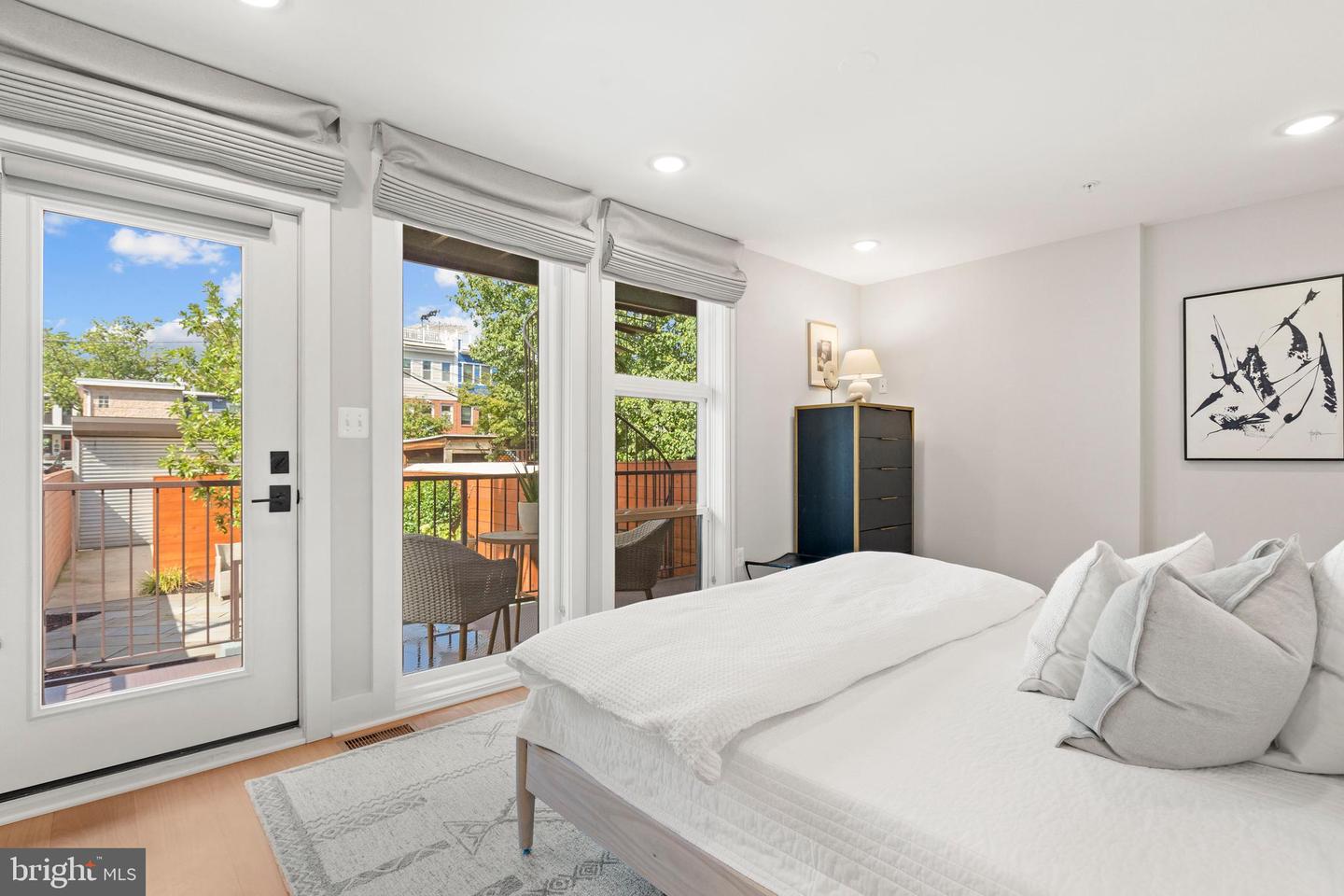 910 9TH ST NE #1, WASHINGTON, District Of Columbia 20002, 4 Bedrooms Bedrooms, ,3 BathroomsBathrooms,Residential,For sale,910 9TH ST NE #1,DCDC2222898 MLS # DCDC2222898