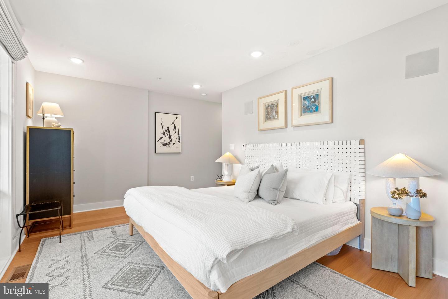 910 9TH ST NE #1, WASHINGTON, District Of Columbia 20002, 4 Bedrooms Bedrooms, ,3 BathroomsBathrooms,Residential,For sale,910 9TH ST NE #1,DCDC2222898 MLS # DCDC2222898
