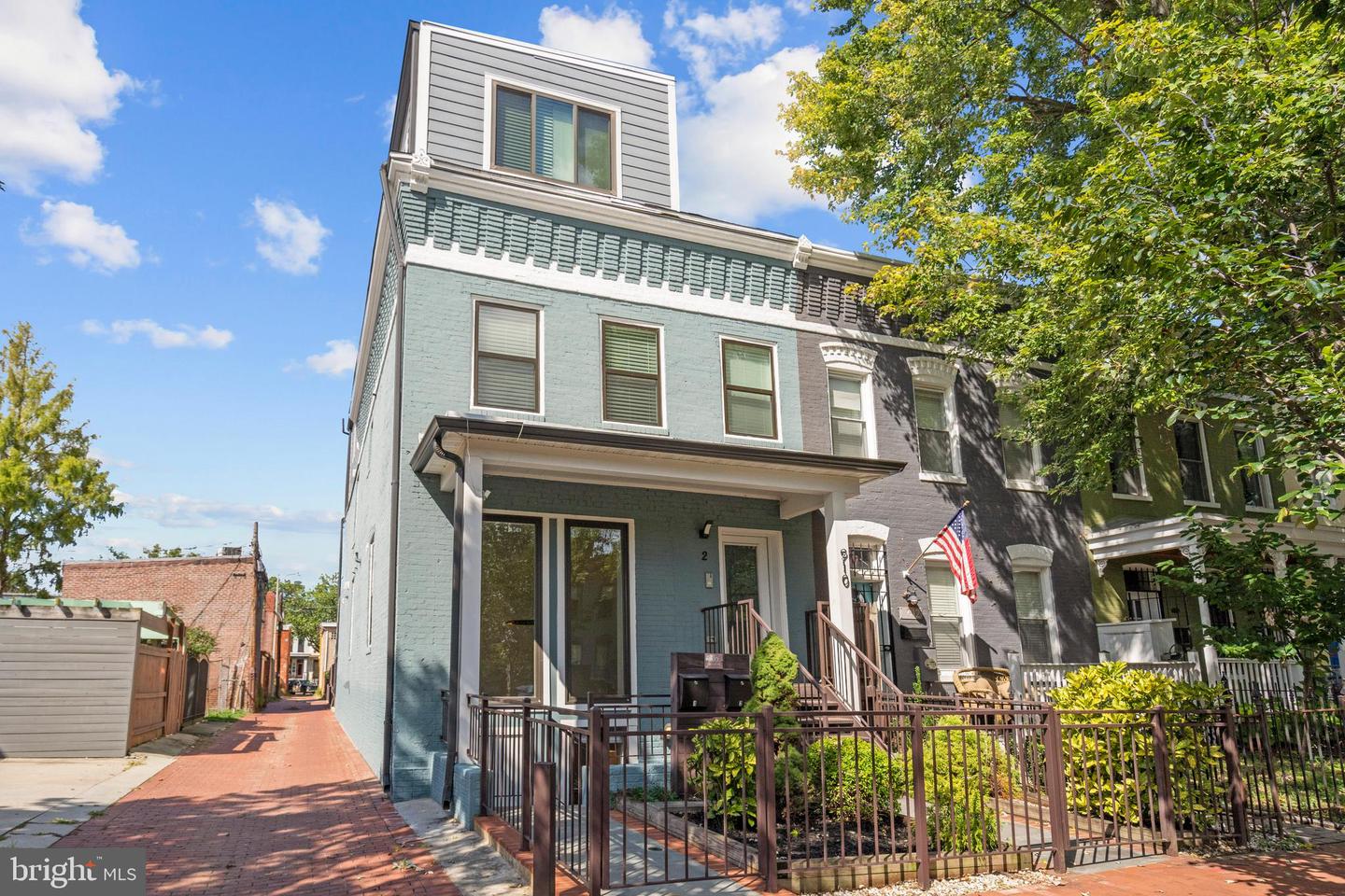 910 9TH ST NE #1, WASHINGTON, District Of Columbia 20002, 4 Bedrooms Bedrooms, ,3 BathroomsBathrooms,Residential,For sale,910 9TH ST NE #1,DCDC2222898 MLS # DCDC2222898