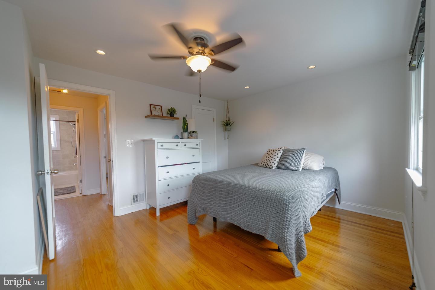 234 WESMOND DR, ALEXANDRIA, Virginia 22305, 2 Bedrooms Bedrooms, ,2 BathroomsBathrooms,Residential,For sale,234 WESMOND DR,VAAX2049898 MLS # VAAX2049898 234 WESMOND DR, ALEXANDRIA, Virginia 22305, 2 Bedrooms Bedrooms, ,2 BathroomsBathrooms,Residential,For sale,234 WESMOND DR,VAAX2049898 MLS # VAAX2049898