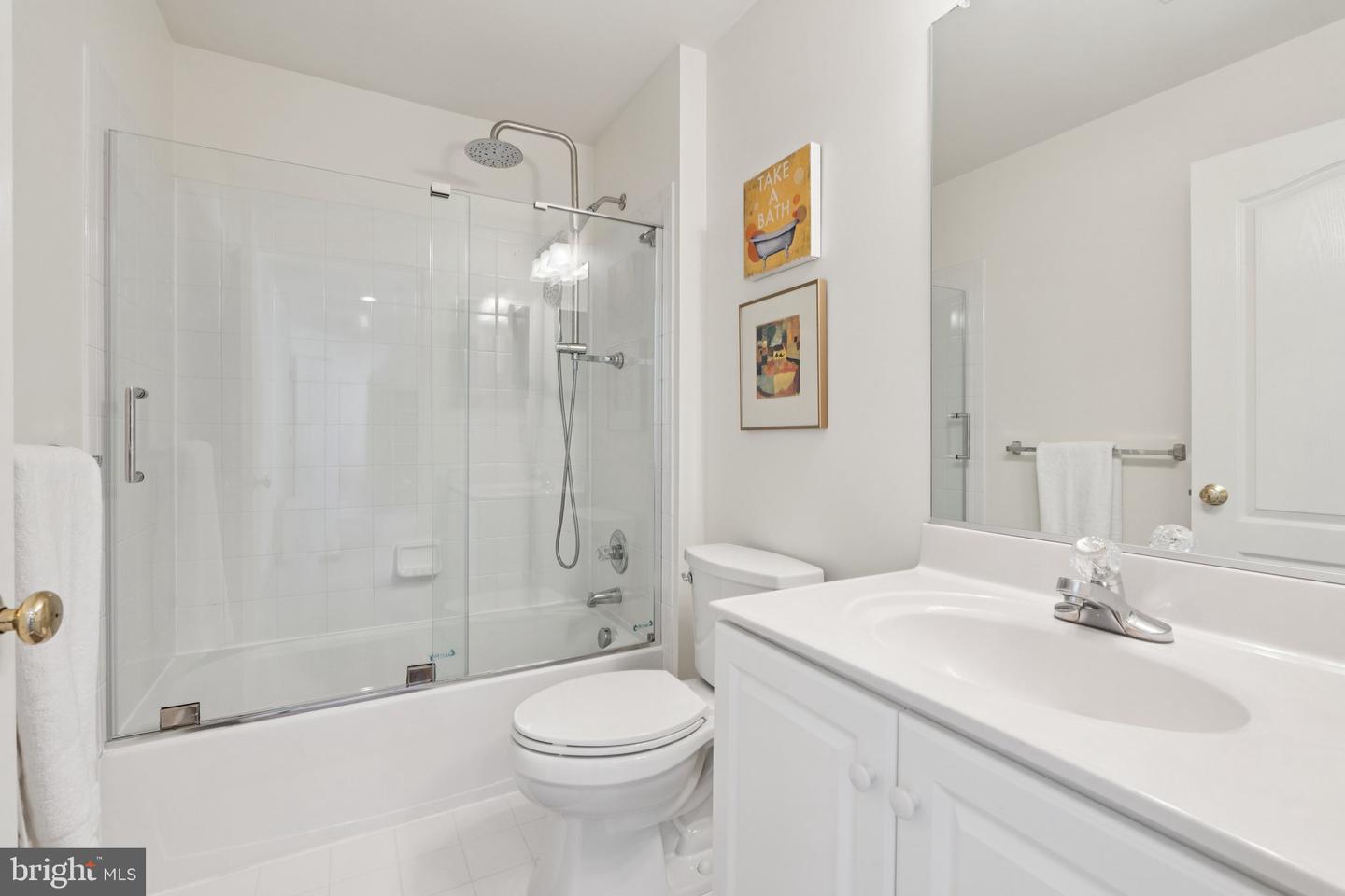 5923 INTERLACHEN CT, HAYMARKET, Virginia 20169, 4 Bedrooms Bedrooms, ,3 BathroomsBathrooms,Residential,For sale,5923 INTERLACHEN CT,VAPW2104356 MLS # VAPW2104356