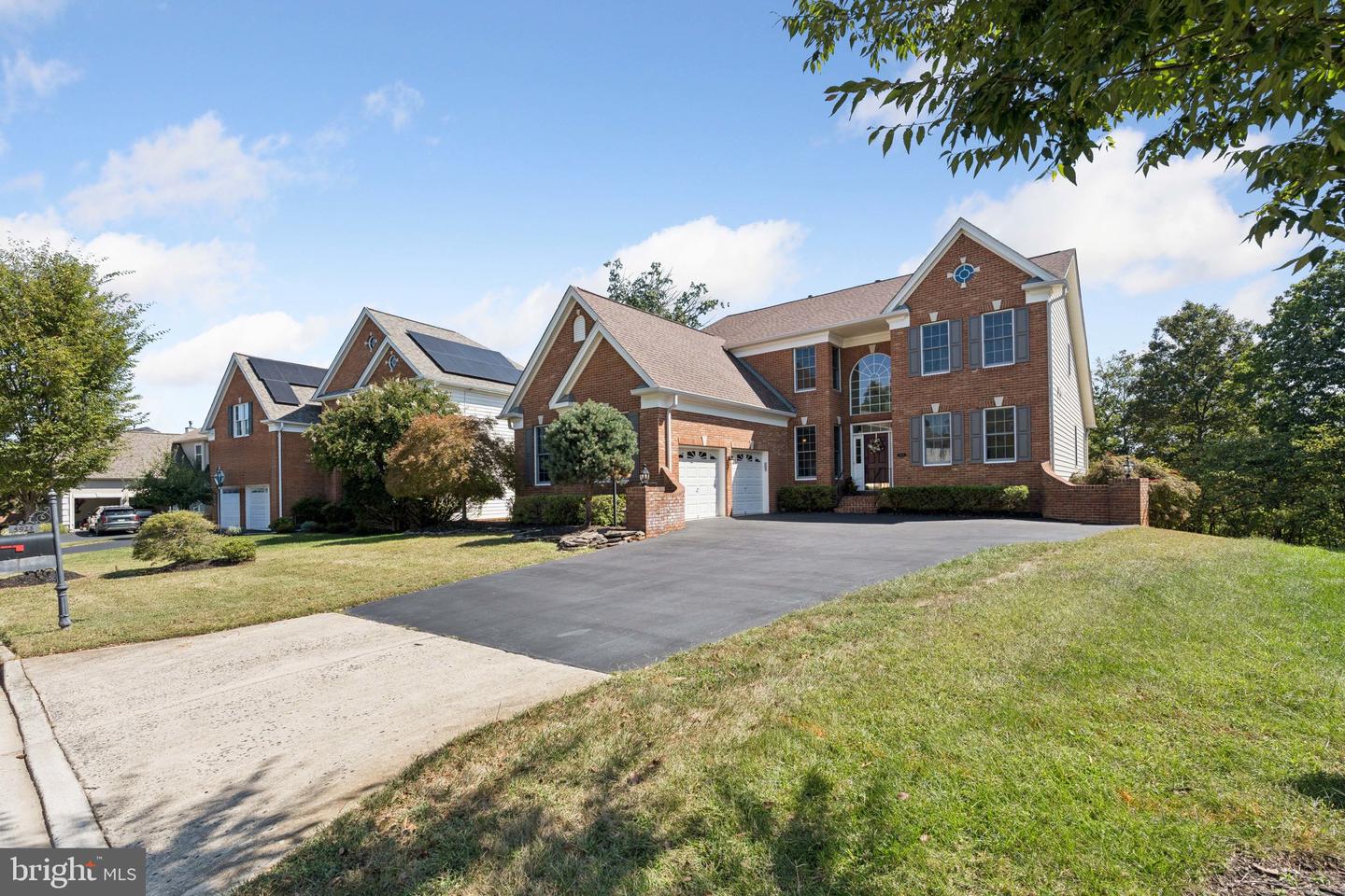 5923 INTERLACHEN CT, HAYMARKET, Virginia 20169, 4 Bedrooms Bedrooms, ,3 BathroomsBathrooms,Residential,For sale,5923 INTERLACHEN CT,VAPW2104356 MLS # VAPW2104356