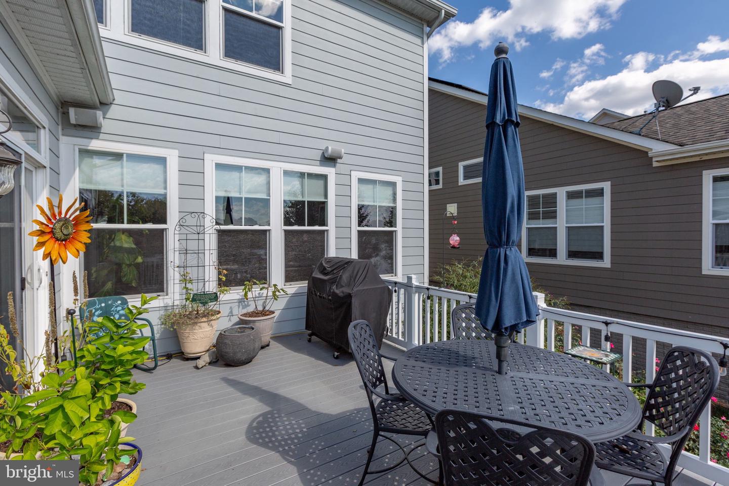 7116 LAKE DR, WARRENTON, Virginia 20187, 4 Bedrooms Bedrooms, 18 Rooms Rooms,4 BathroomsBathrooms,Residential,For sale,7116 LAKE DR,VAFQ2018366 MLS # VAFQ2018366
