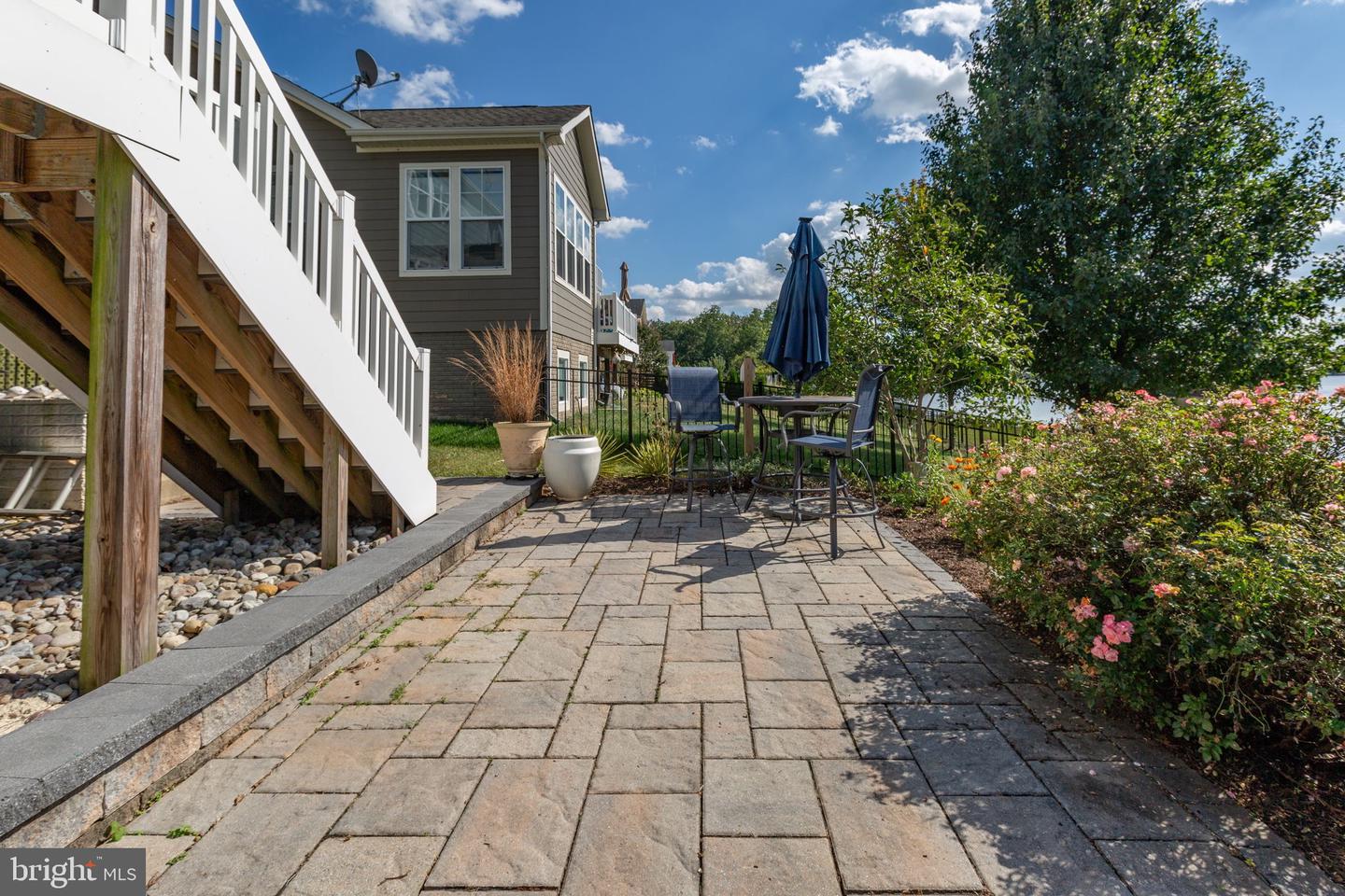 7116 LAKE DR, WARRENTON, Virginia 20187, 4 Bedrooms Bedrooms, 18 Rooms Rooms,4 BathroomsBathrooms,Residential,For sale,7116 LAKE DR,VAFQ2018366 MLS # VAFQ2018366