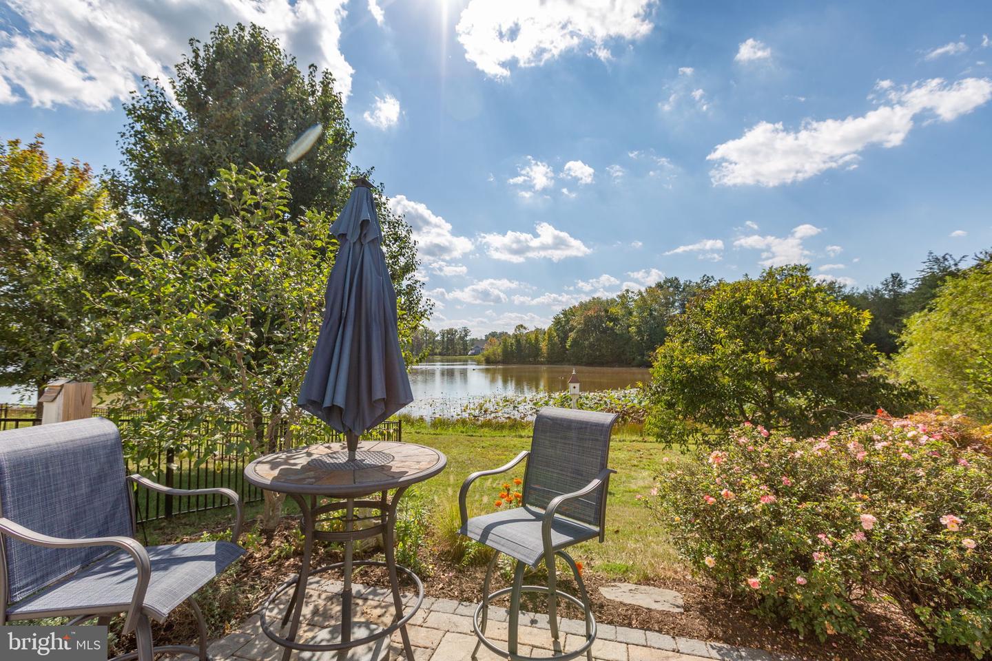 7116 LAKE DR, WARRENTON, Virginia 20187, 4 Bedrooms Bedrooms, 18 Rooms Rooms,4 BathroomsBathrooms,Residential,For sale,7116 LAKE DR,VAFQ2018366 MLS # VAFQ2018366