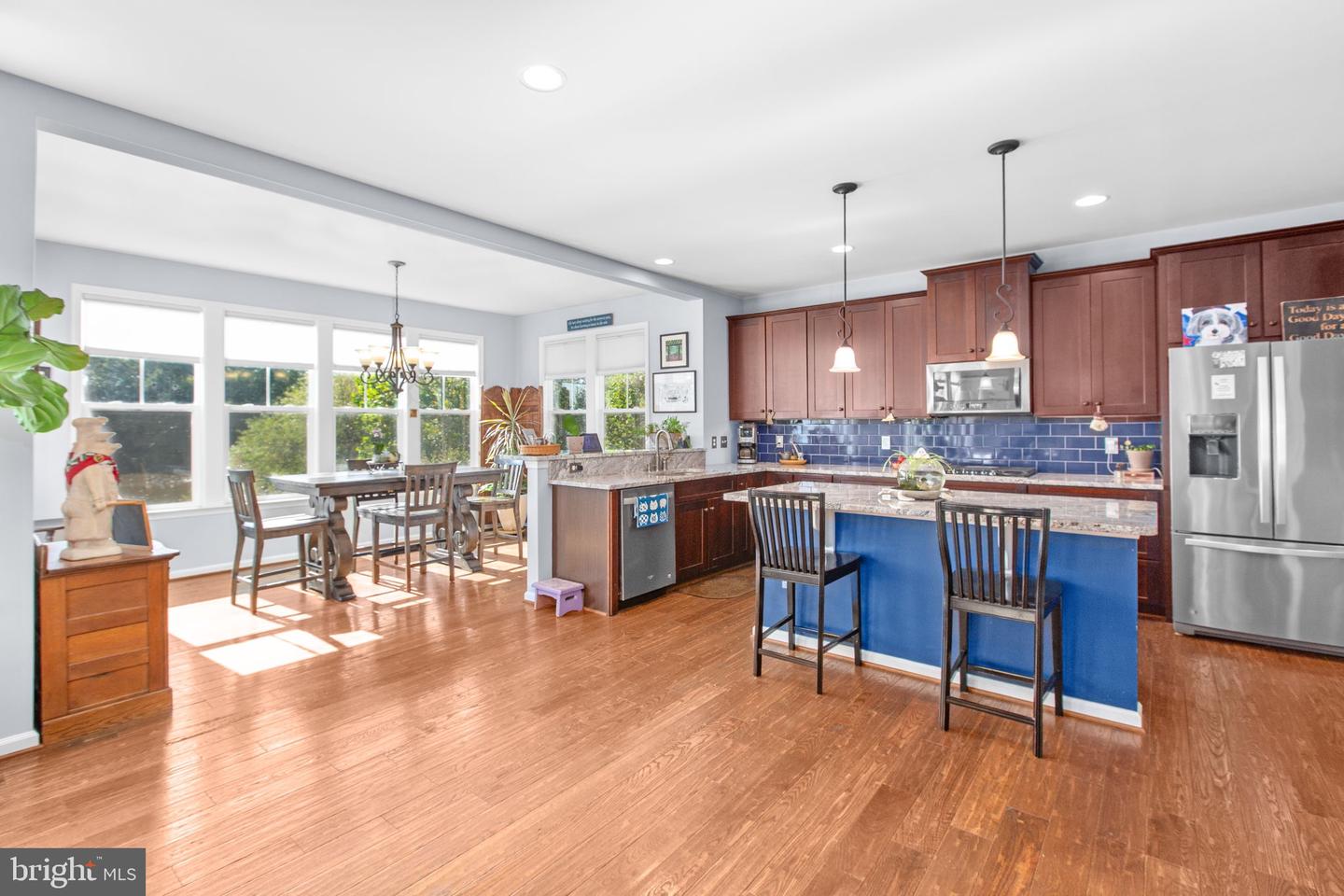 7116 LAKE DR, WARRENTON, Virginia 20187, 4 Bedrooms Bedrooms, 18 Rooms Rooms,4 BathroomsBathrooms,Residential,For sale,7116 LAKE DR,VAFQ2018366 MLS # VAFQ2018366