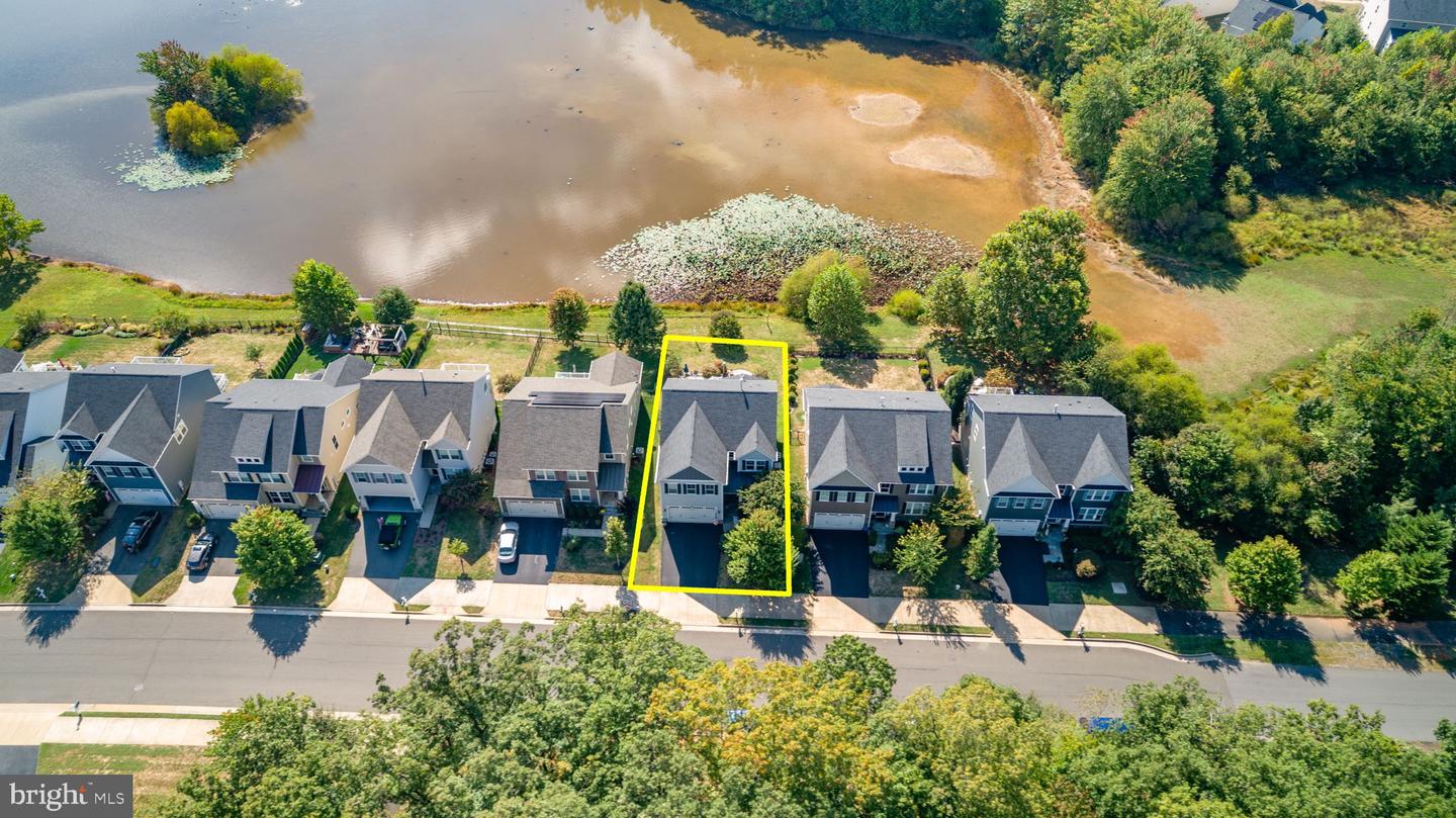 7116 LAKE DR, WARRENTON, Virginia 20187, 4 Bedrooms Bedrooms, 18 Rooms Rooms,4 BathroomsBathrooms,Residential,For sale,7116 LAKE DR,VAFQ2018366 MLS # VAFQ2018366