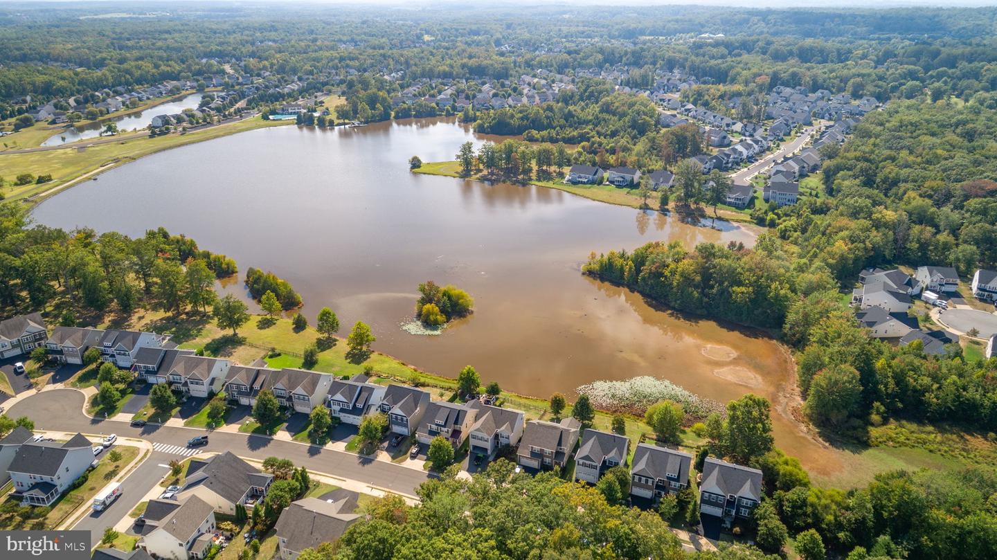 7116 LAKE DR, WARRENTON, Virginia 20187, 4 Bedrooms Bedrooms, 18 Rooms Rooms,4 BathroomsBathrooms,Residential,For sale,7116 LAKE DR,VAFQ2018366 MLS # VAFQ2018366