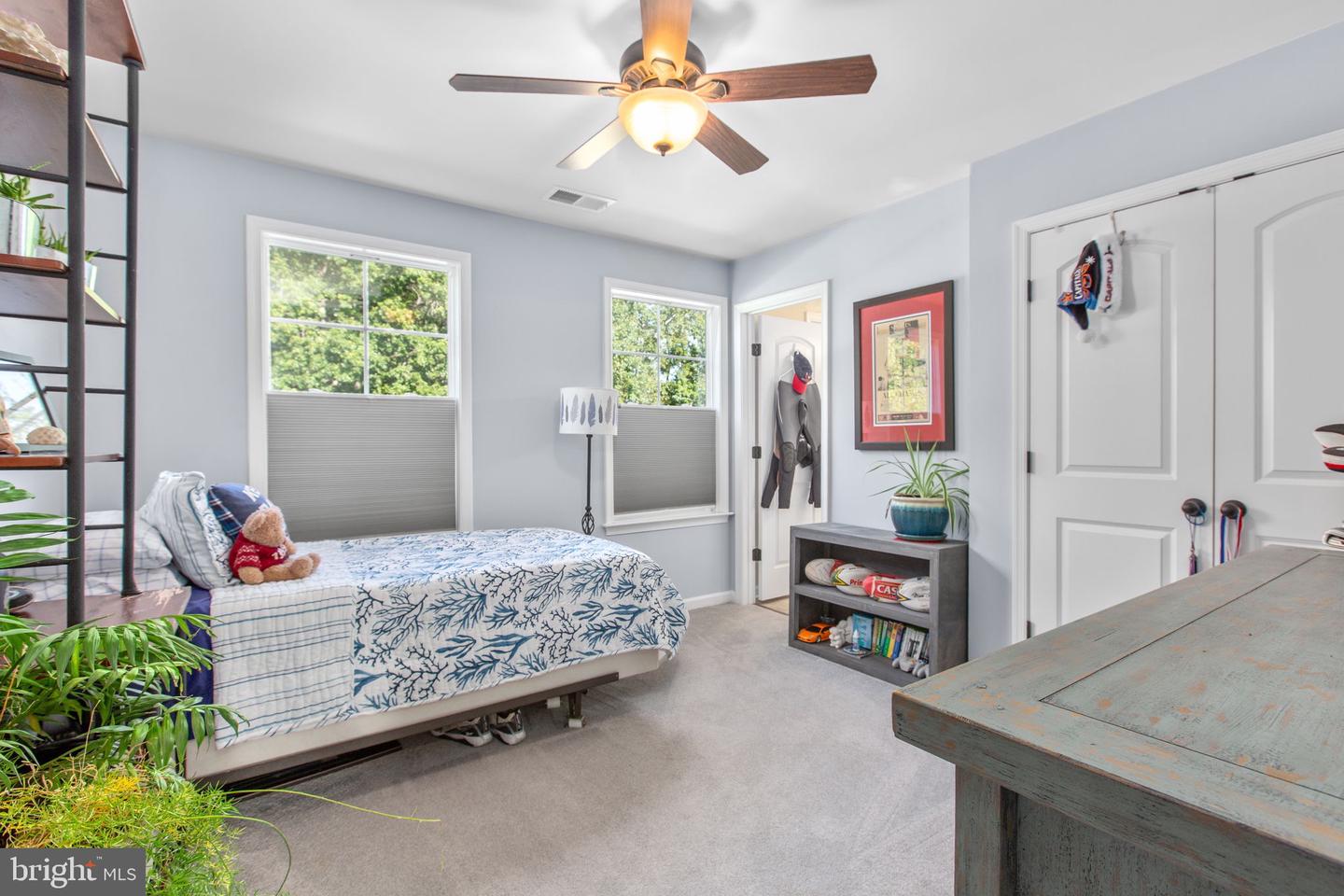 7116 LAKE DR, WARRENTON, Virginia 20187, 4 Bedrooms Bedrooms, 18 Rooms Rooms,4 BathroomsBathrooms,Residential,For sale,7116 LAKE DR,VAFQ2018366 MLS # VAFQ2018366