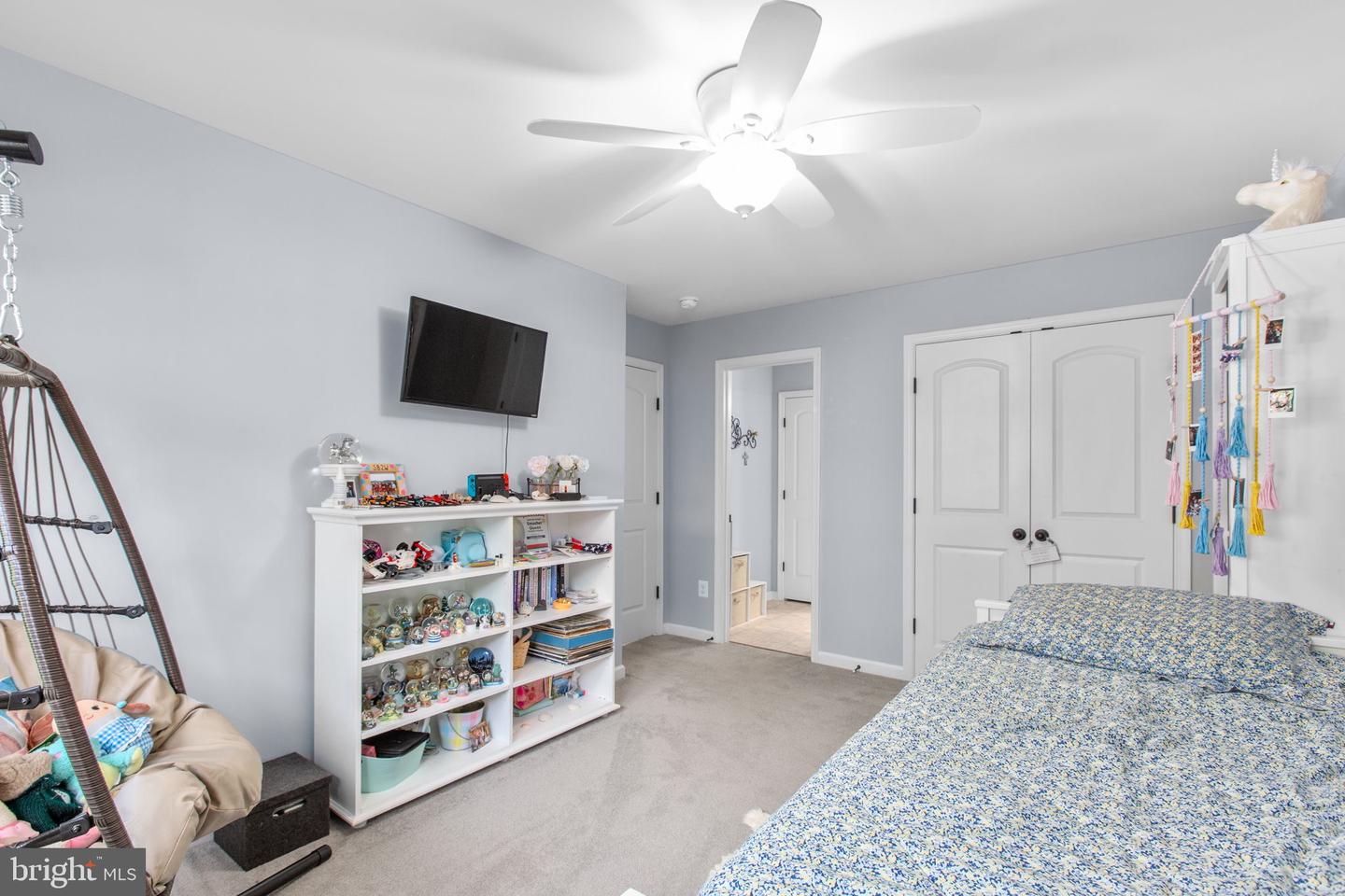 7116 LAKE DR, WARRENTON, Virginia 20187, 4 Bedrooms Bedrooms, 18 Rooms Rooms,4 BathroomsBathrooms,Residential,For sale,7116 LAKE DR,VAFQ2018366 MLS # VAFQ2018366
