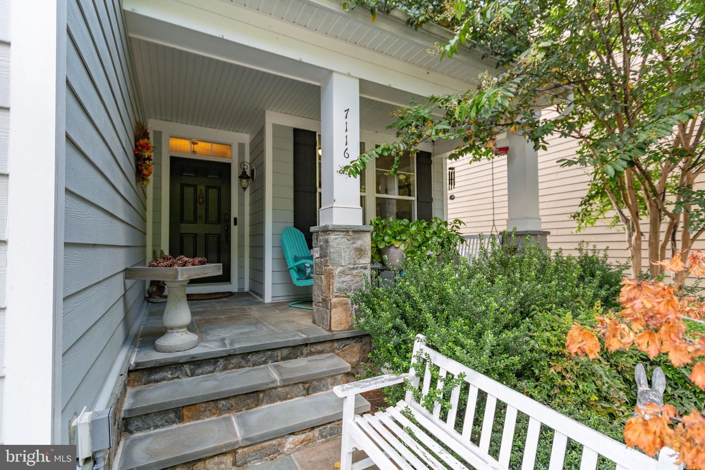 7116 LAKE DR, WARRENTON, Virginia 20187, 4 Bedrooms Bedrooms, 18 Rooms Rooms,4 BathroomsBathrooms,Residential,For sale,7116 LAKE DR,VAFQ2018366 MLS # VAFQ2018366