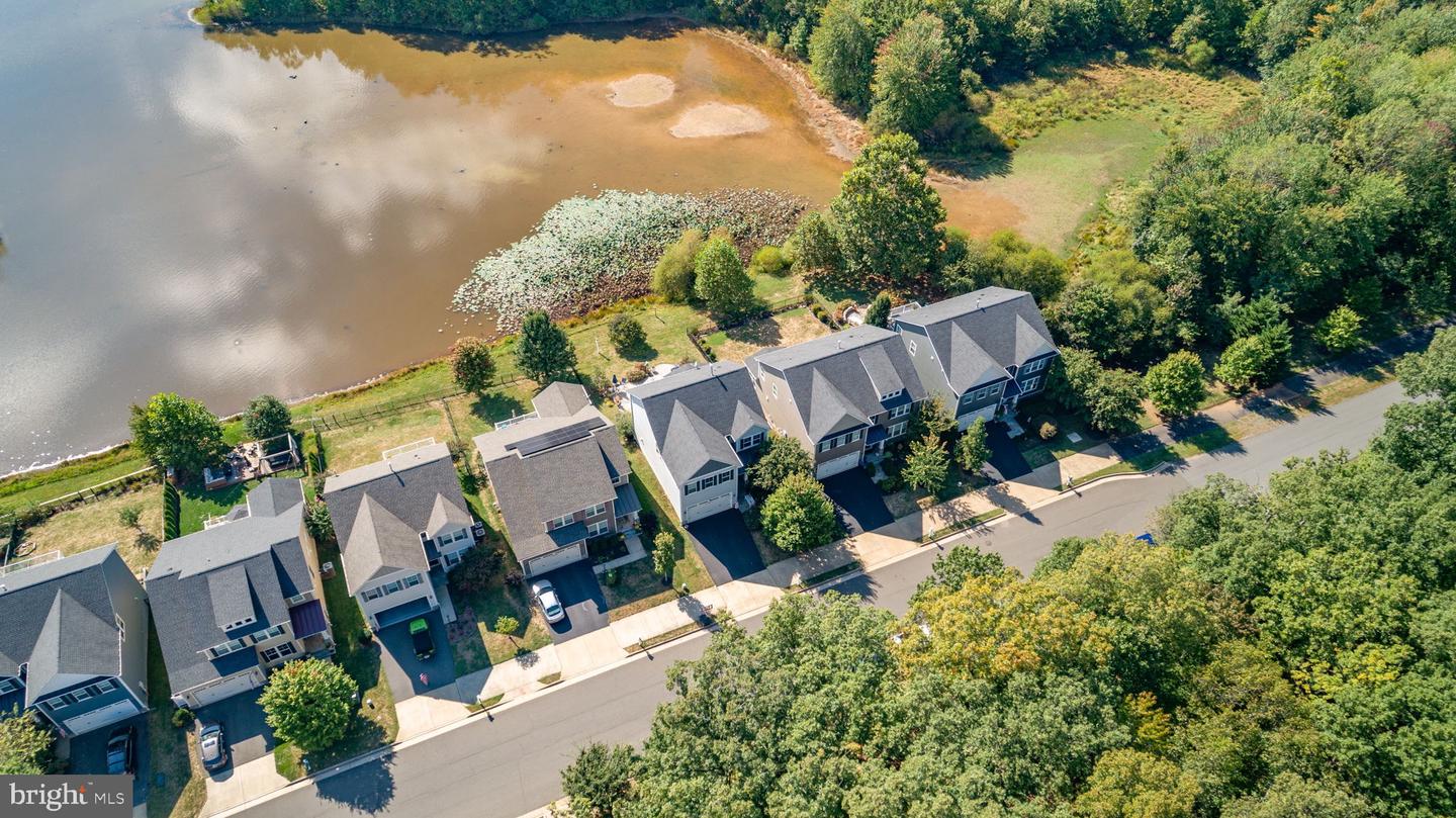 7116 LAKE DR, WARRENTON, Virginia 20187, 4 Bedrooms Bedrooms, 18 Rooms Rooms,4 BathroomsBathrooms,Residential,For sale,7116 LAKE DR,VAFQ2018366 MLS # VAFQ2018366
