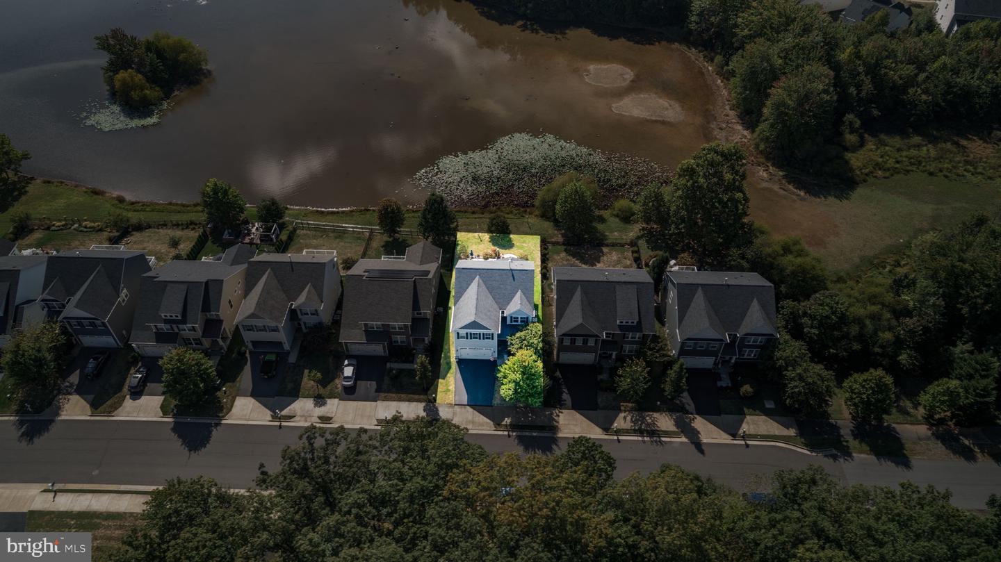 7116 LAKE DR, WARRENTON, Virginia 20187, 4 Bedrooms Bedrooms, 18 Rooms Rooms,4 BathroomsBathrooms,Residential,For sale,7116 LAKE DR,VAFQ2018366 MLS # VAFQ2018366