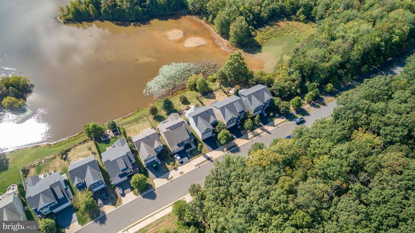 7116 LAKE DR, WARRENTON, Virginia 20187, 4 Bedrooms Bedrooms, 18 Rooms Rooms,4 BathroomsBathrooms,Residential,For sale,7116 LAKE DR,VAFQ2018366 MLS # VAFQ2018366