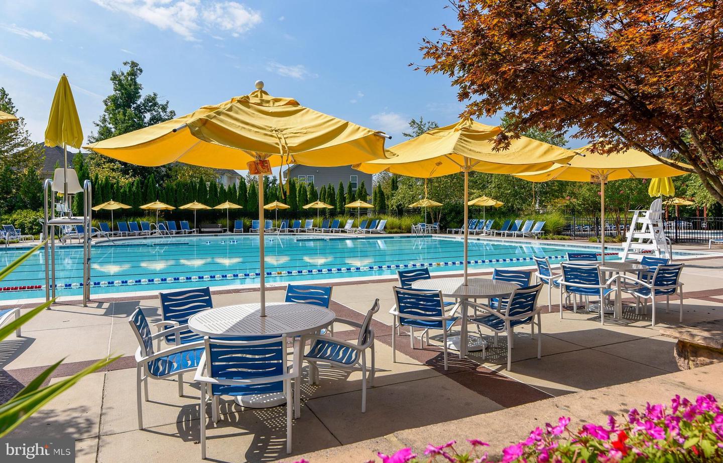 42410 DOGWOOD GLEN SQ, STERLING, Virginia 20166, 3 Bedrooms Bedrooms, ,3 BathroomsBathrooms,Residential,For sale,42410 DOGWOOD GLEN SQ,VALO2107312 MLS # VALO2107312